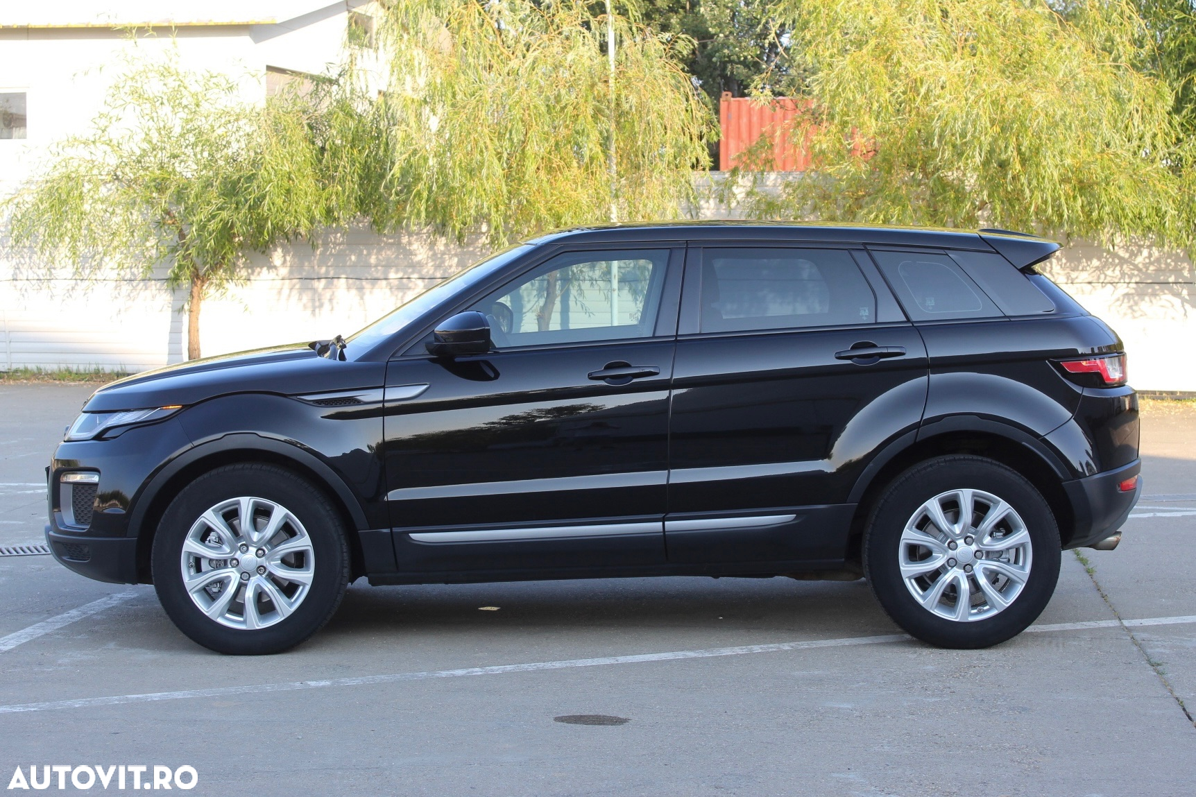 Land Rover Range Rover Evoque - 10