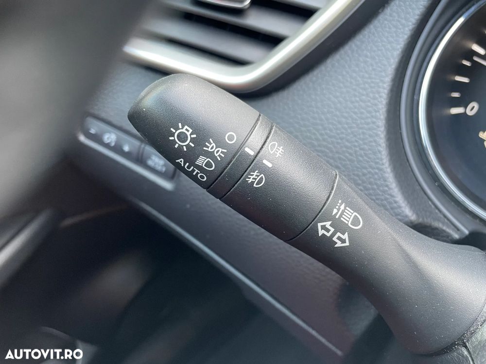 Nissan Qashqai 1.6 DCI Xtronic TEKNA+ - 30