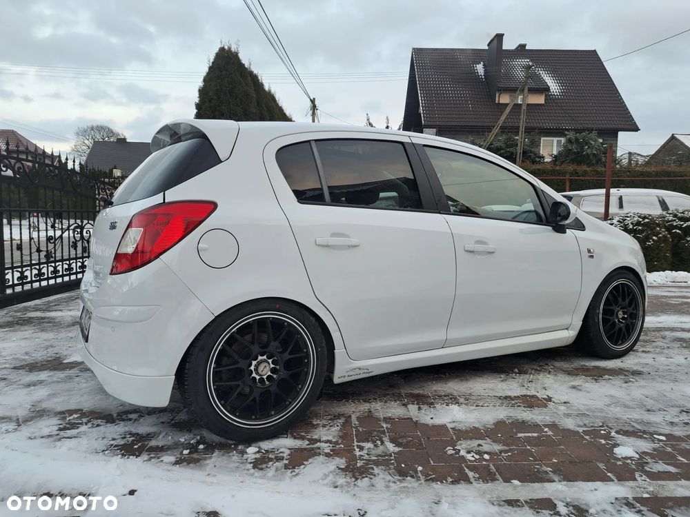 Opel Corsa 1.6 Turbo 150 Jahre - 5