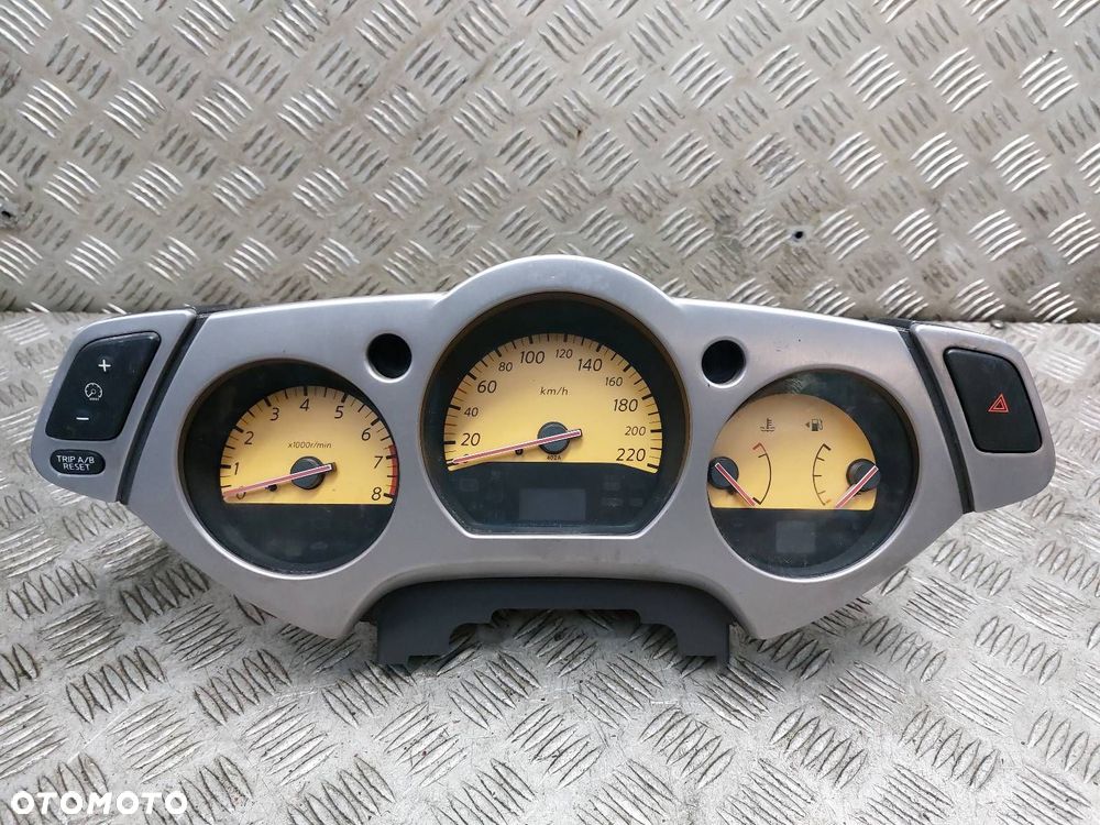 LICZNIK+ RAMKA NISSAN MURANO Z50 3.5 V6 A63070011 68240CA000 - 1