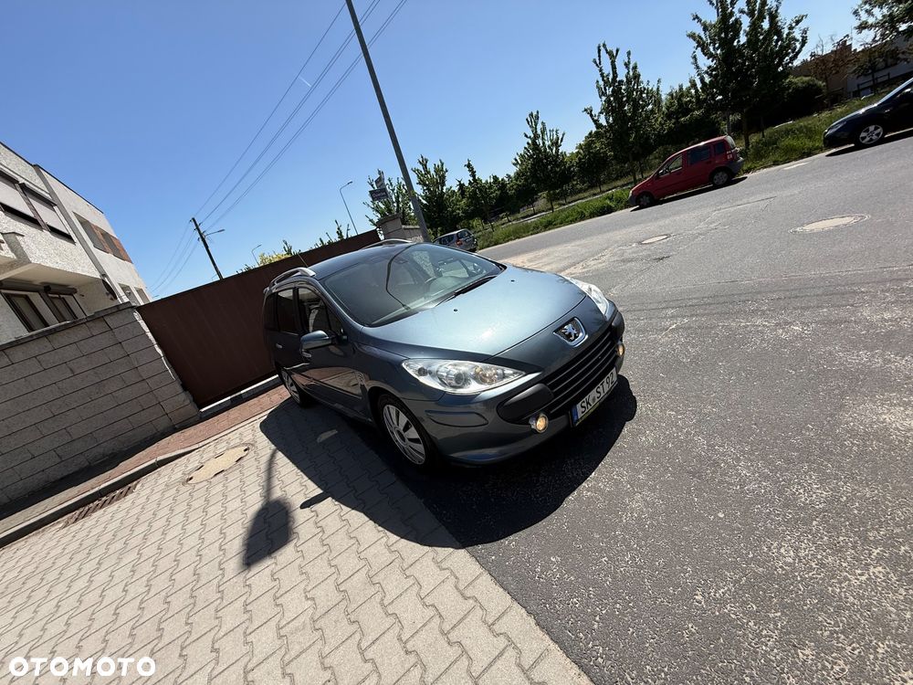 Peugeot 307 HDi Break 135 Automatik OXYGO - 21