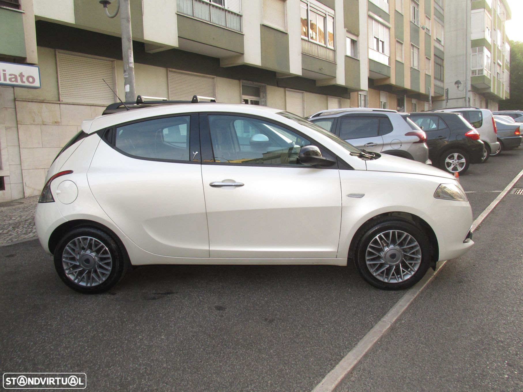 Lancia Ypsilon 1.2 S&S Platinum - 8