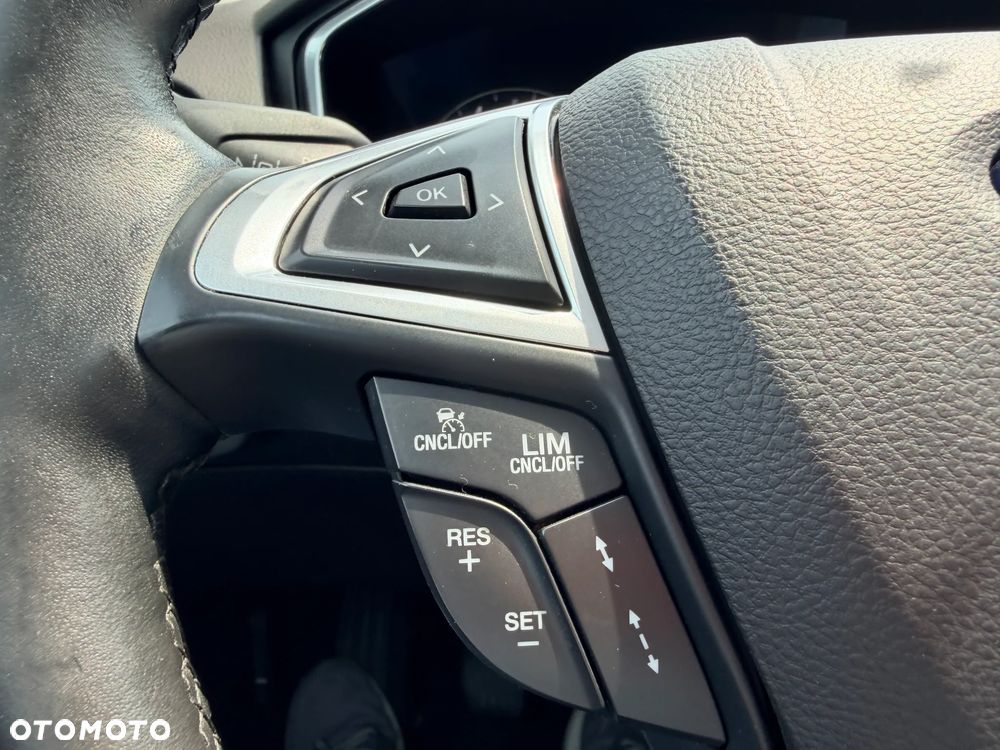 Ford Mondeo 2.0 EcoBlue Titanium - 22