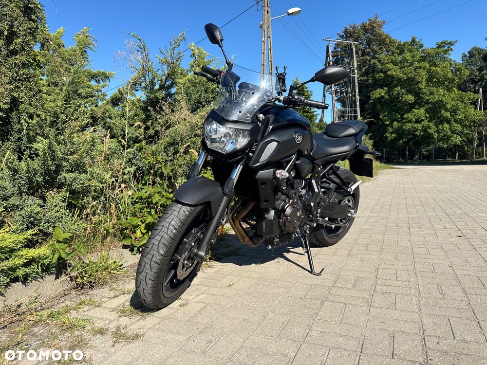 Yamaha MT - 7