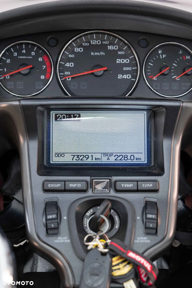 Honda GL - 27