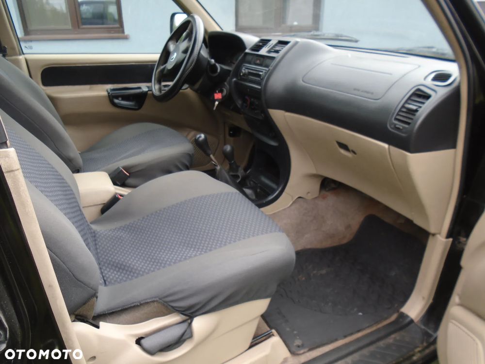 Nissan Terrano II 2.7 TDi Comfort - 8