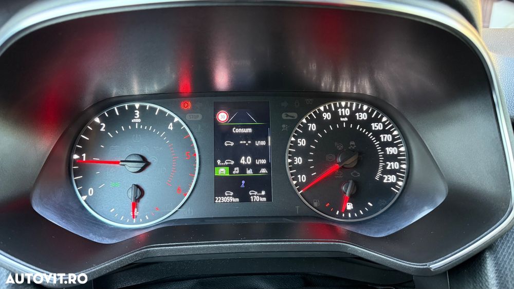 Renault Clio Energy dCi 110 Start & Stop INTENS - 23