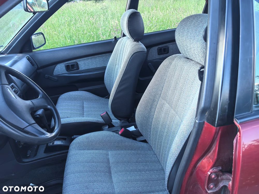 Toyota Corolla 1.6 GL - 16