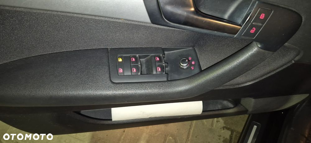 Audi A3 1.6 TDI DPF Ambiente - 9