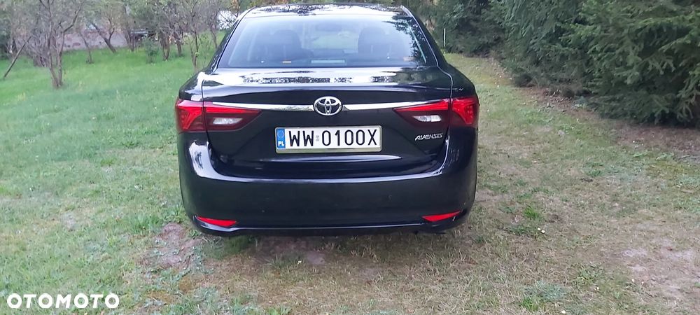 Toyota Avensis 1.6 Active - 3