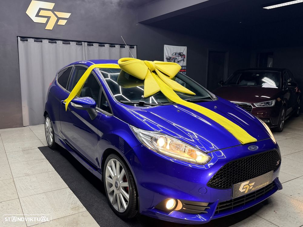Ford Fiesta 1.6 EcoBoost c/ Pack Pele Desportiva ST - 2