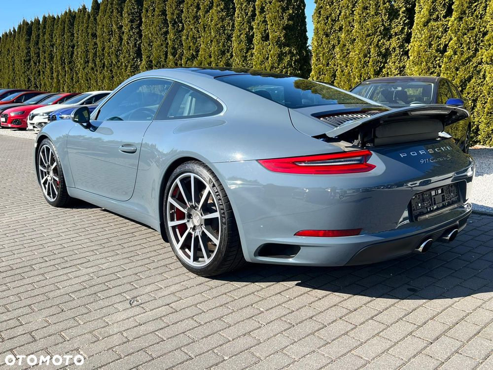 Porsche 911 Carrera S PDK - 6