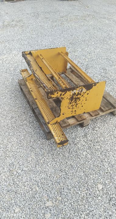 SCHODKI LIEBHERR 310 B [MB 6170] OSP - 2