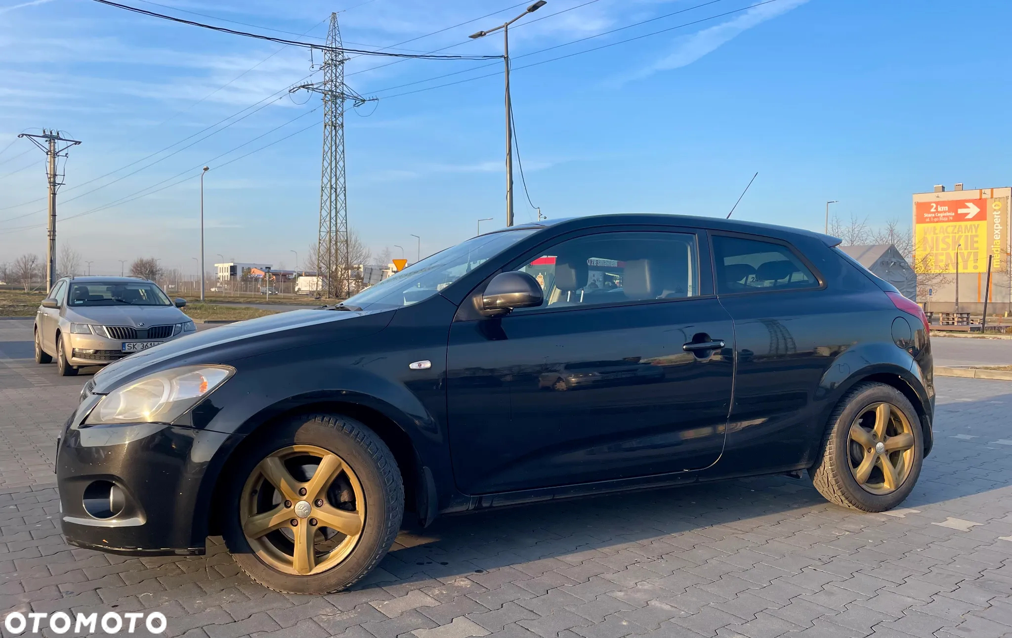 Kia Ceed - 4
