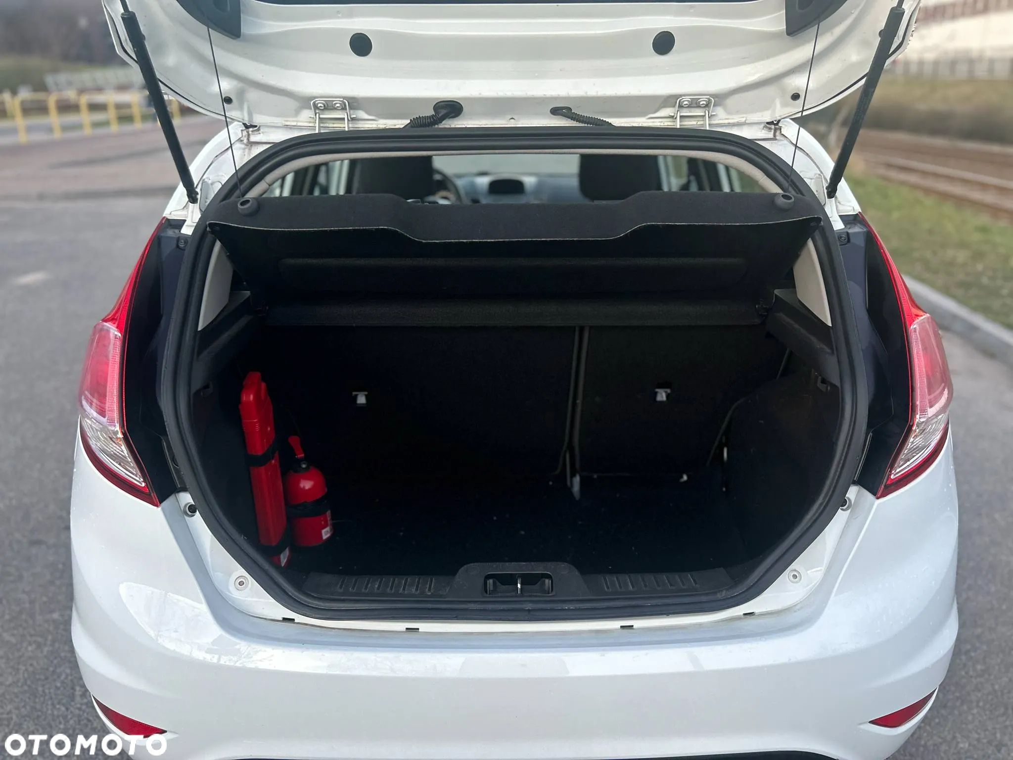 Ford Fiesta 1.25 Ambiente - 13