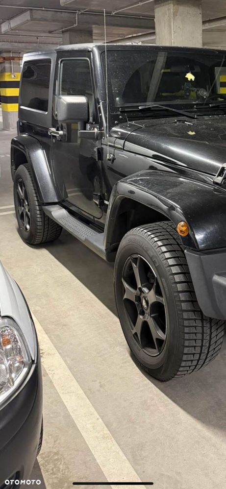 Jeep Wrangler JK 5x felgi 18 cali czarne matowe piecioramienne - 3