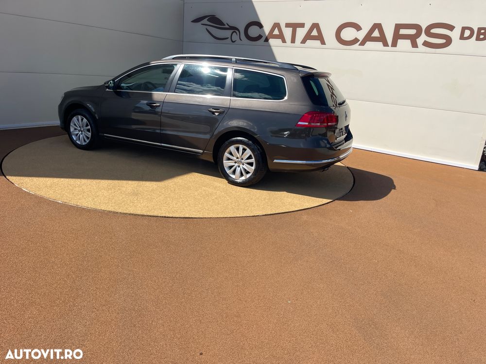 Volkswagen Passat 2.0 TDI BlueMotion Technology Comfortline - 9