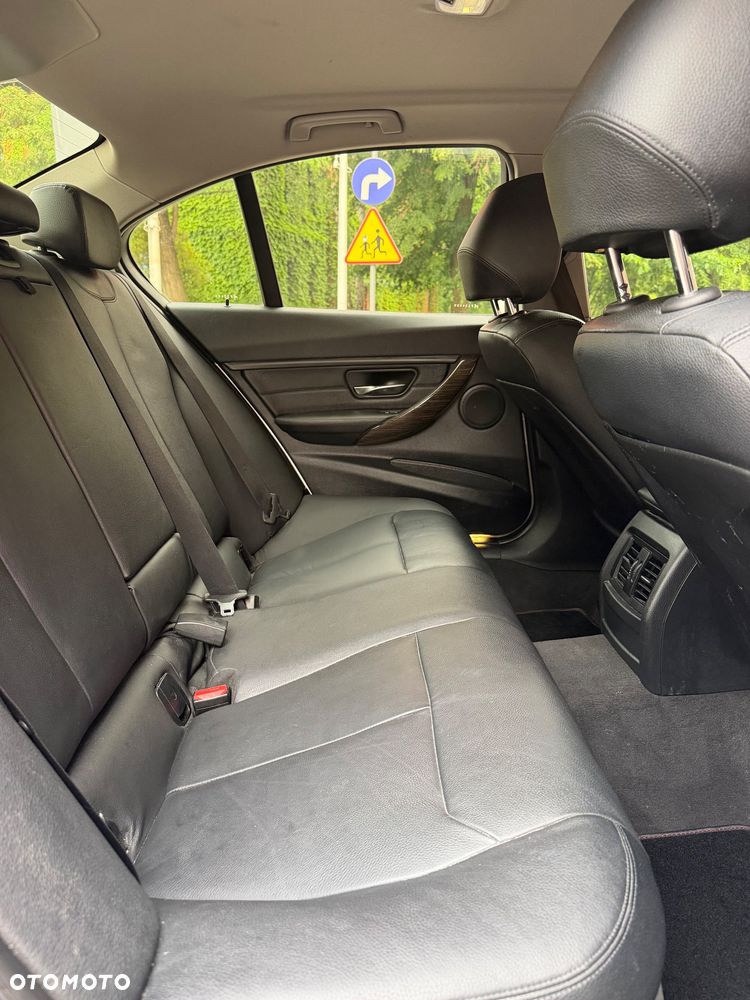 BMW Seria 3 - 31