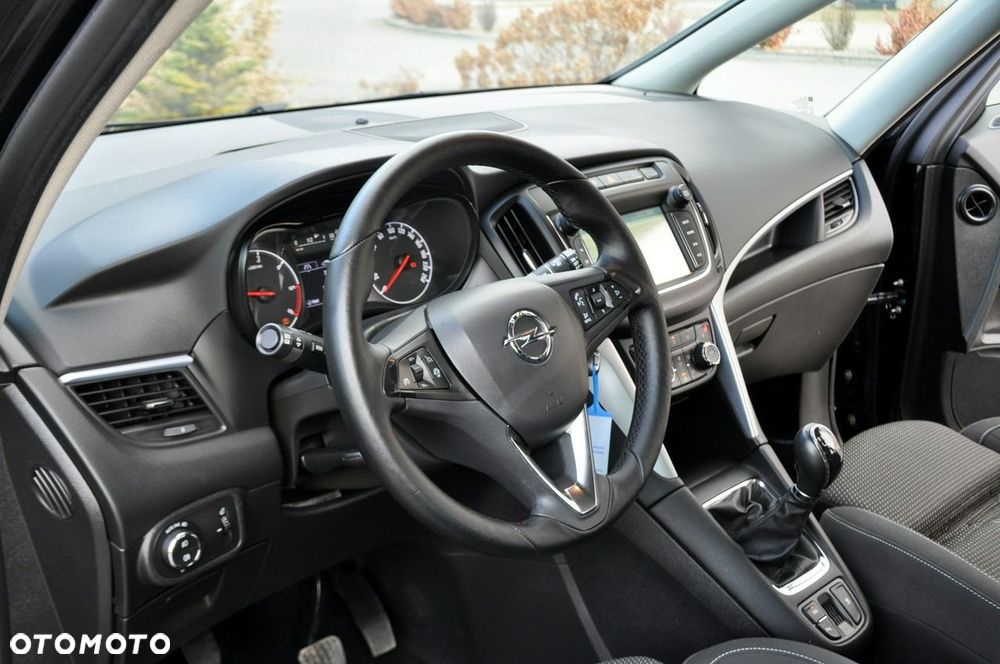Opel Zafira - 23
