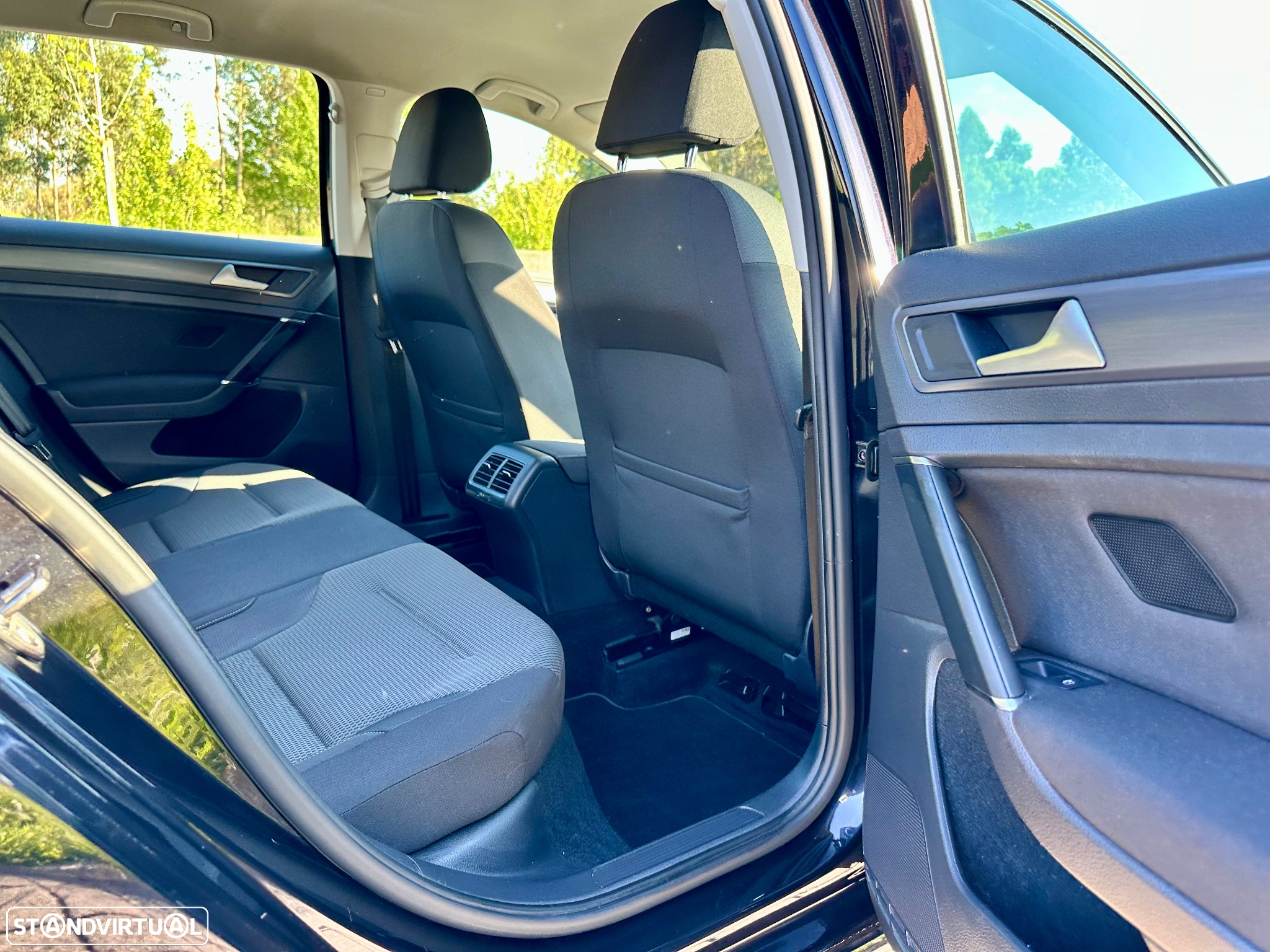 VW Golf 1.0 TSI Confortline - 24