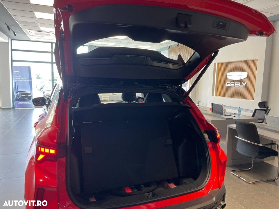 Geely Coolray - 14