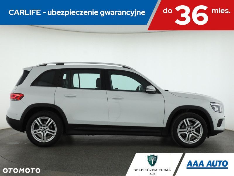 Mercedes-Benz GLB - 8