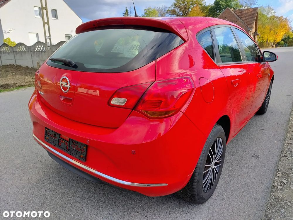 Opel Astra 1.6 Design Edition - 22