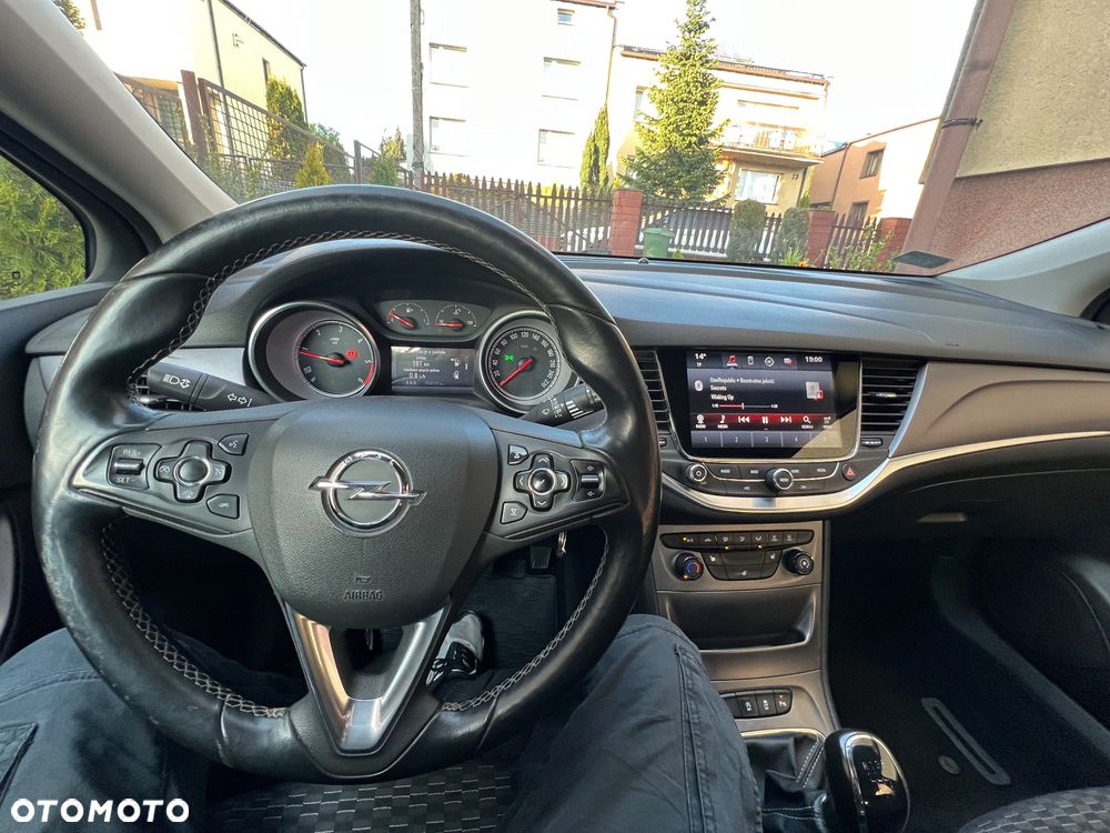 Opel Astra 1.6 CDTI Enjoy S&S - 8