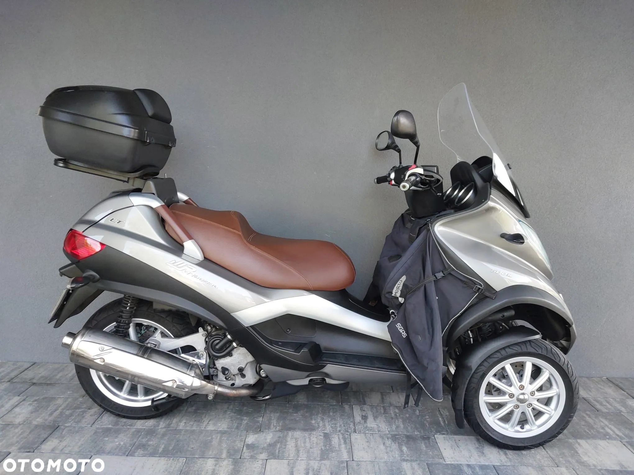 Piaggio MP-3 - 1