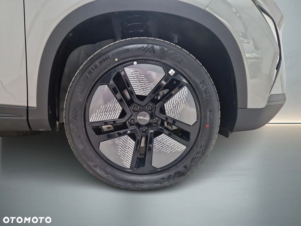 Omoda E5 63.2kWh Premium - 38
