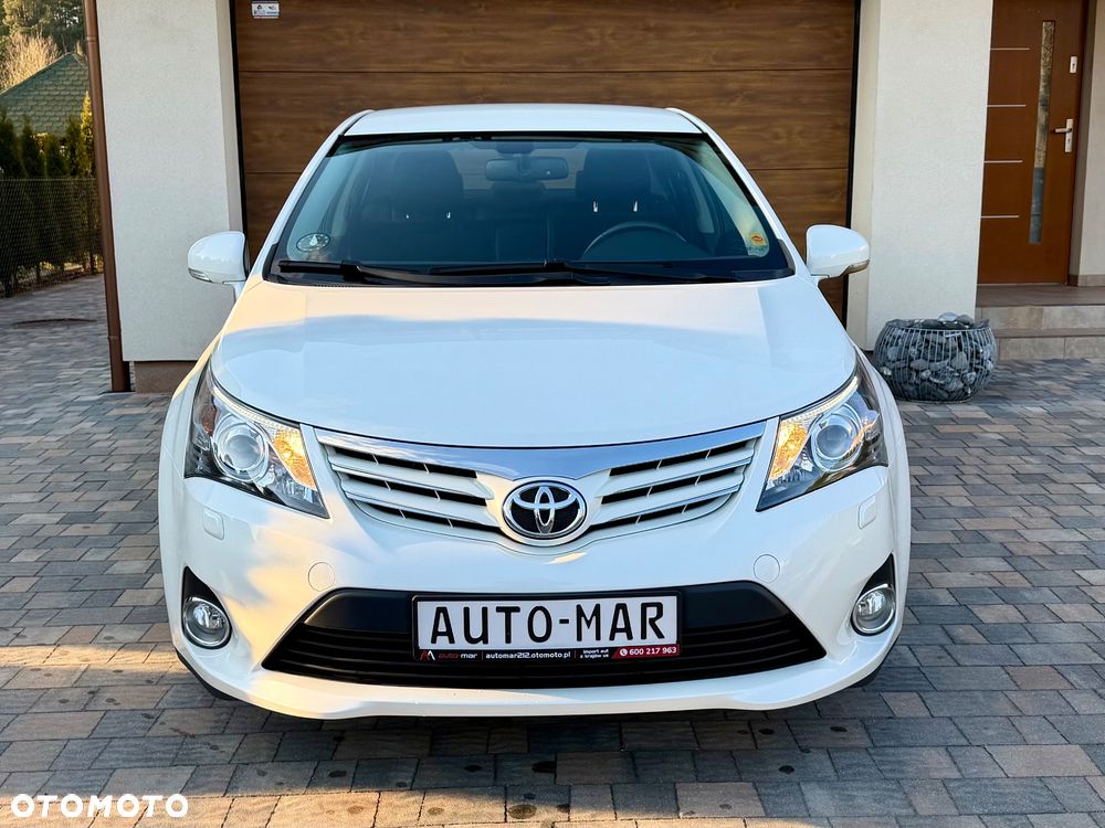 Toyota Avensis 1.8 Sol NAVI - 5
