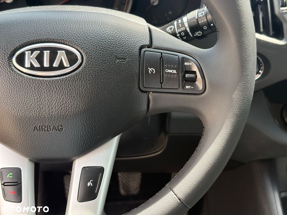 Kia Sportage 2.0 CRDI 2WD Spirit - 21