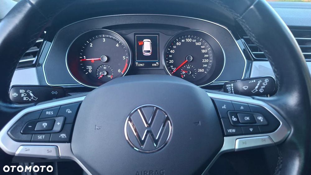 Volkswagen Passat 2.0 TDI EVO Business - 18