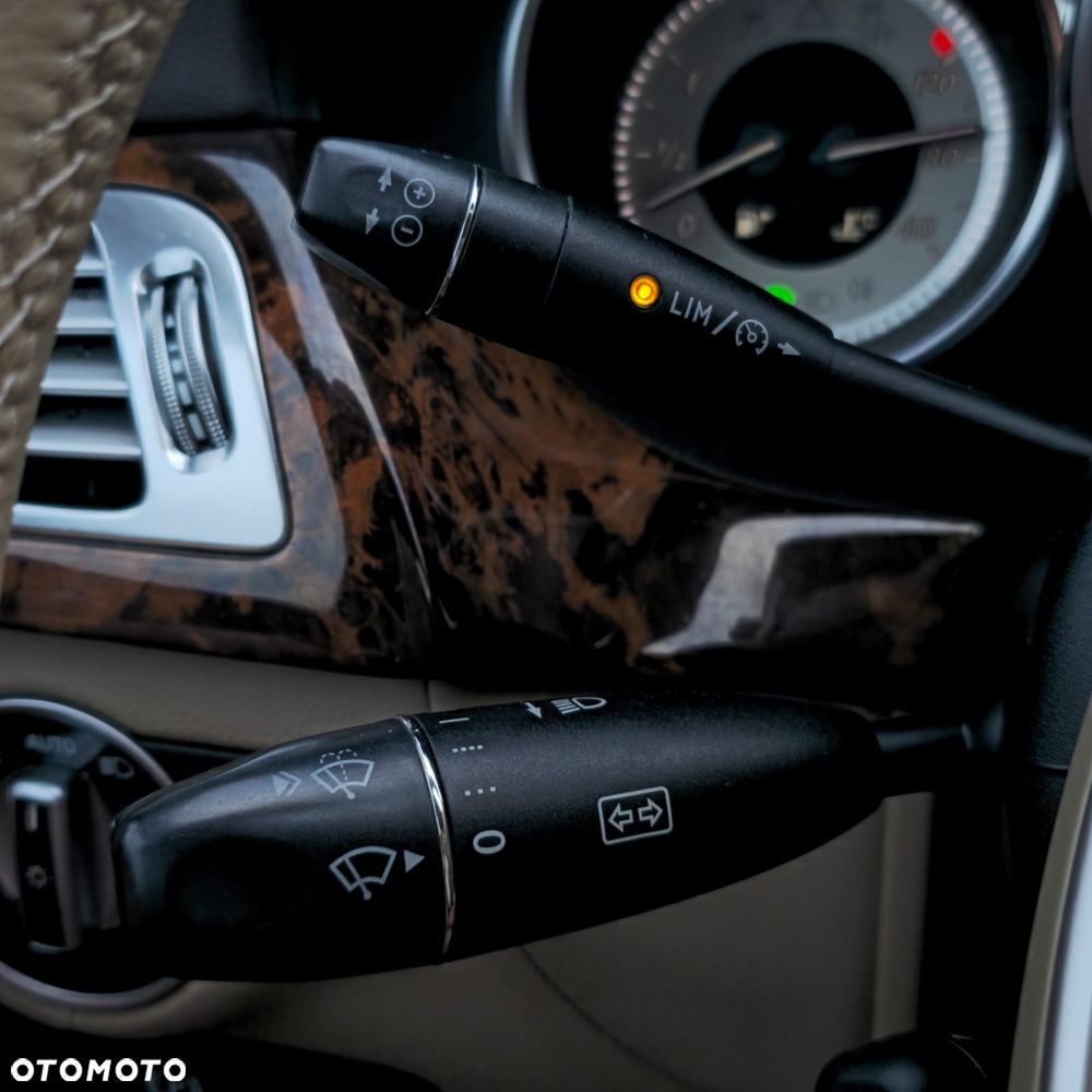 Mercedes-Benz CLS 350 7G-TRONIC - 33