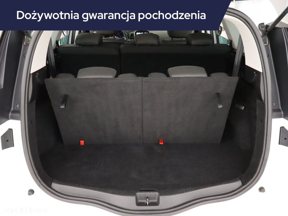 Renault Grand Scenic - 21