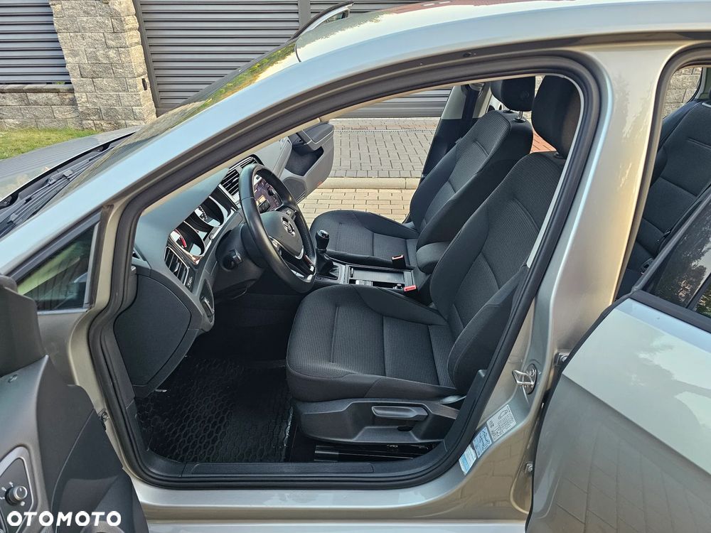 Volkswagen Golf 1.5 TSI BMT Comfortline - 8