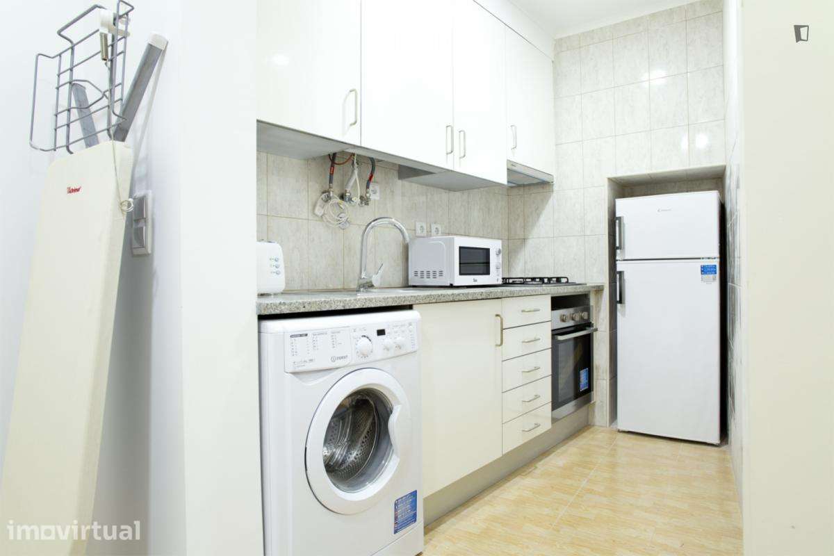 Apartamento com 1 quartos - localizado em Martim Moniz Lisbon - Grande imagem: 2/8