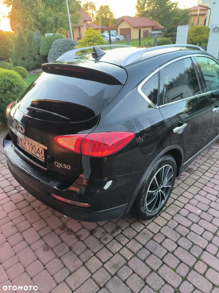 Infiniti QX50 3.0d - 10