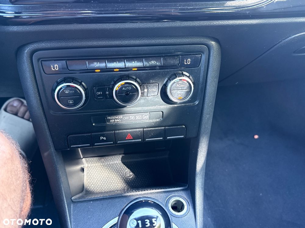 Volkswagen Beetle 1.6 TDI Design - 25