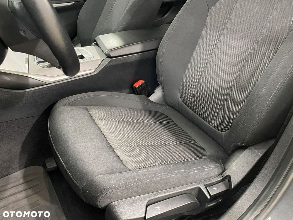 BMW Seria 3 - 18