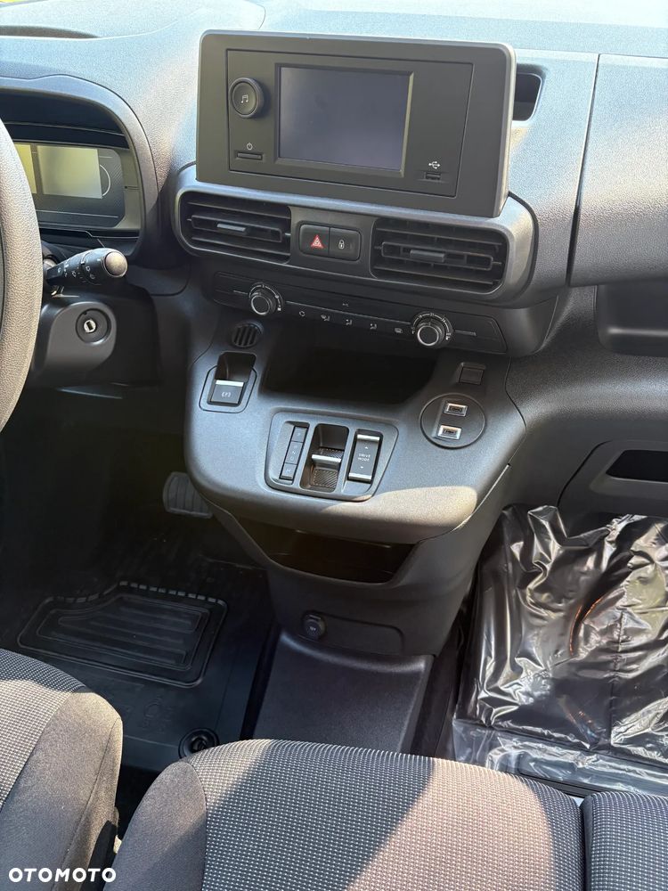 Toyota Proace City Verso 1.5 D-4D Combi - 11