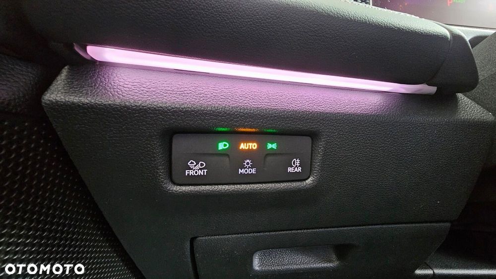 Volkswagen Tiguan - 33