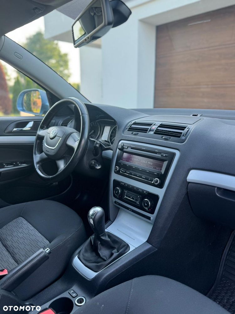 Skoda Octavia 1.6 TDI DPF Ambition - 24