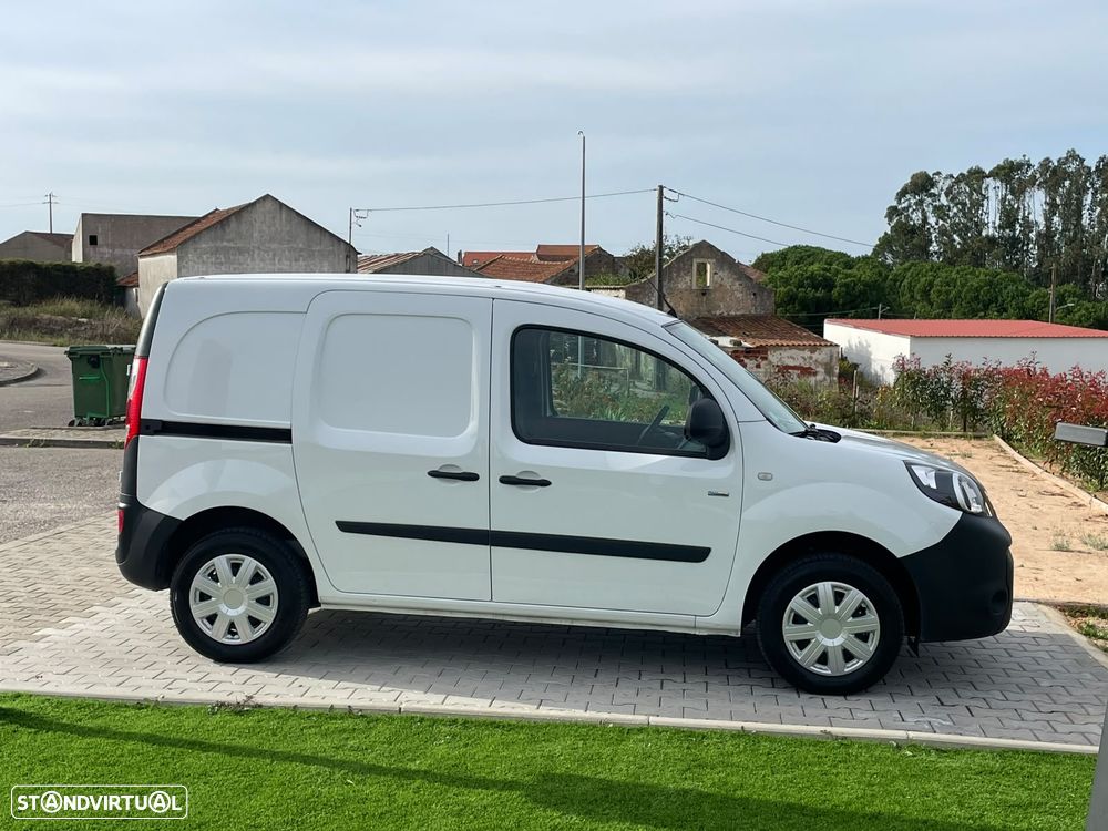 Renault Kangoo Z.E. 33 - 14