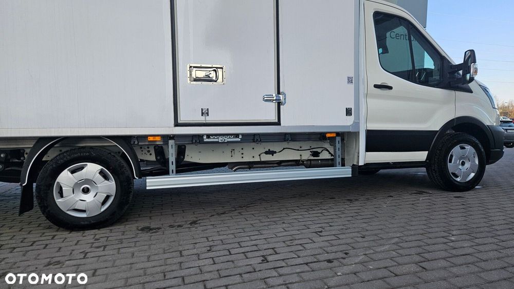 Ford transitKontener - 12