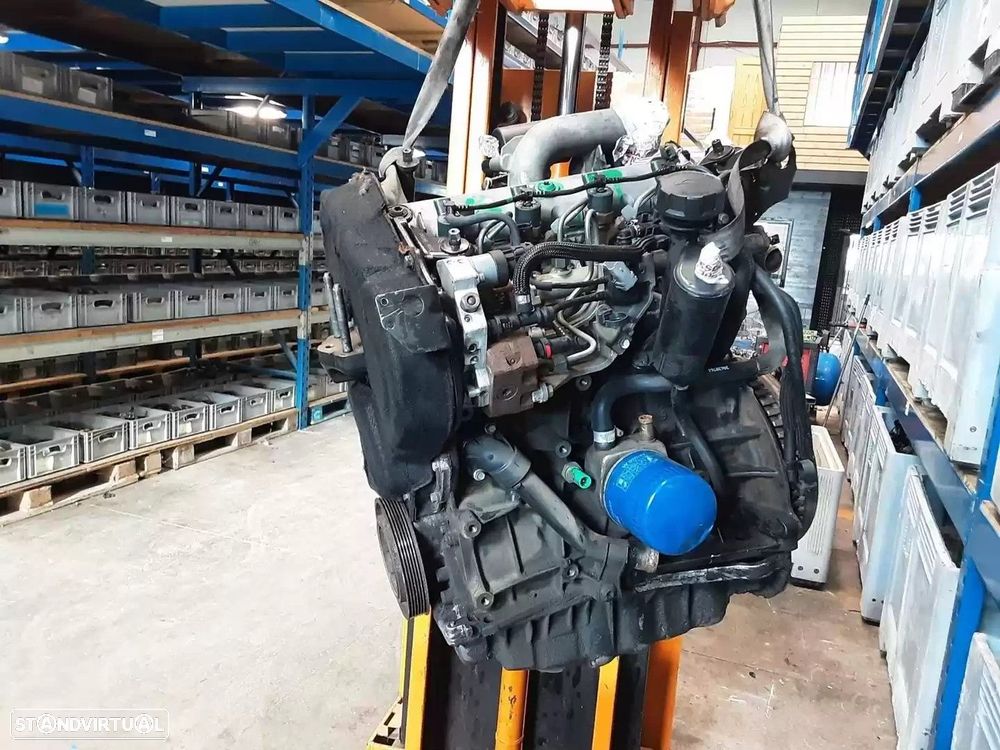 MOTOR COMPLETO MITSUBISHI SPACE STAR LIMUSINA 1998 -F9Q1D4192T4 - 2