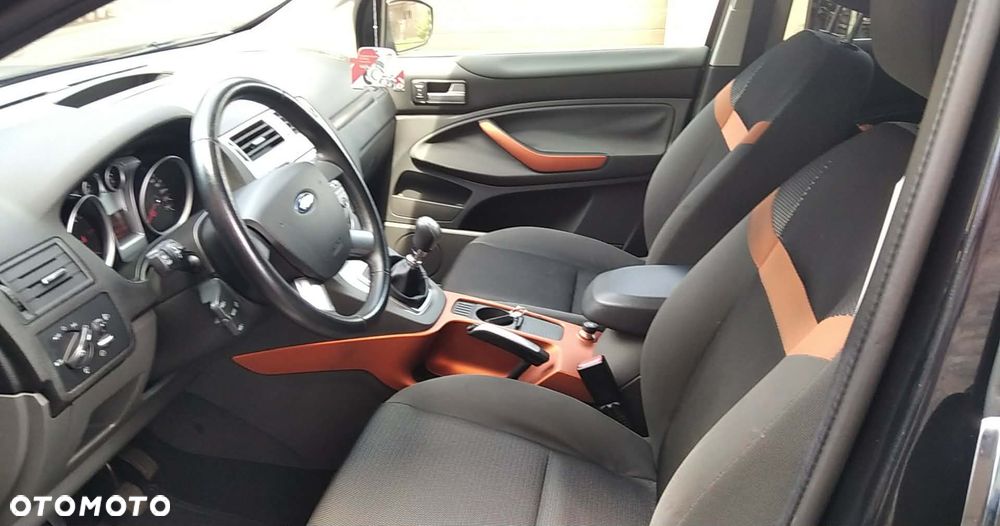 Ford Kuga 2.0 TDCi 2x4 Trend - 9