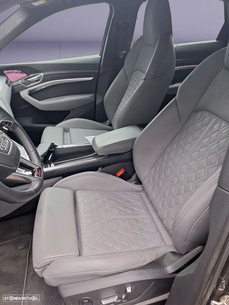 Audi Q8 e-Tron 55 quattro S line - 5