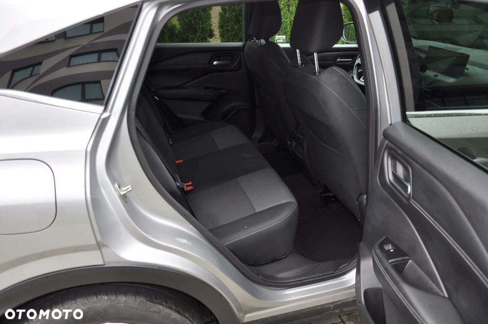 Nissan Qashqai 1.3 DIG-T mHEV N-Connecta Xtronic - 13