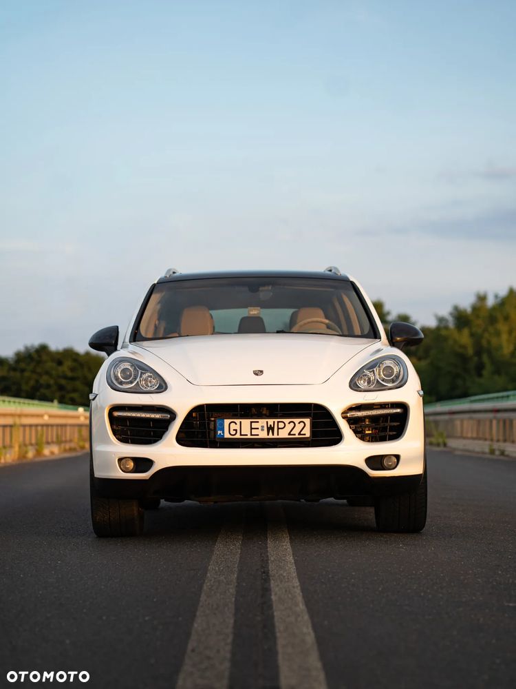 Porsche Cayenne - 10
